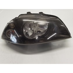 Right headlight Seat Ibiza III (6L1) | Becerril Scrap Yard