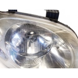 Right headlight Goa pick-up | Becerril Scrap Yard