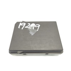 Recambio de caja reles / fusibles para dacia sandero iii 1.0 sce 65 referencia OEM IAM 284B71965R  