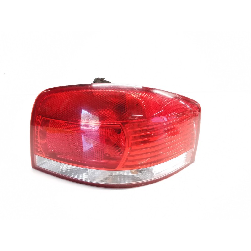 Fanale posteriore destro Audi A3 (8P1) | Desguace Becerril Fanale posteriore destro Audi A3 (8P1) | Desguace Becerril