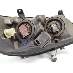 Left headlight Opel Zafira a monospace (T98) | Becerril Scrap Yard
