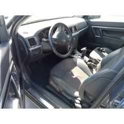 opel vectra c berlina del año 2006