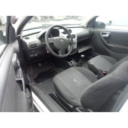 opel corsa c del año 2005