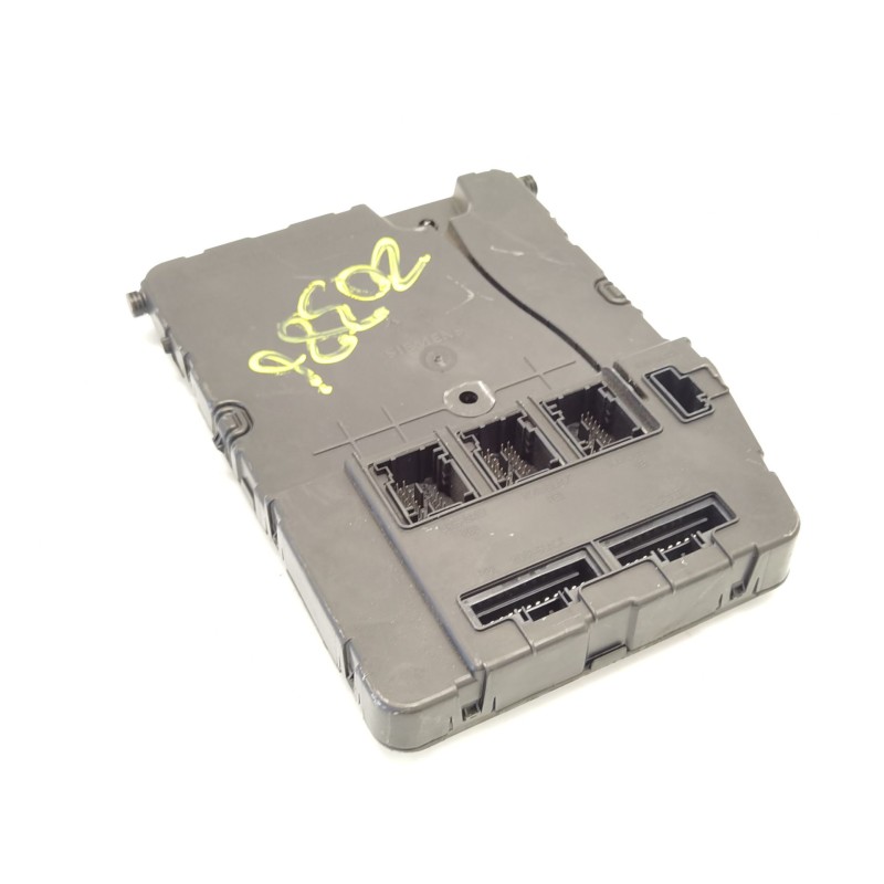 قطعة غيار UCH (Unité Centrale Habitacle) Renault Grand SCÉNIC II (JM0/1_) | Desguace Becerril