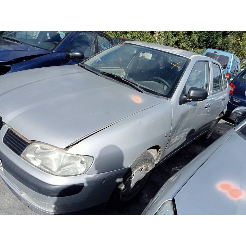 seat cordoba berlina (6k2) del año 2001