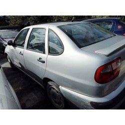 seat cordoba berlina (6k2) del año 2001