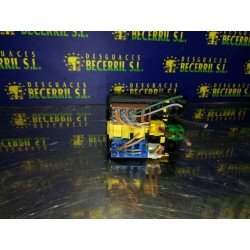 Recambio de caja reles / fusibles para citroen xantia berlina 2.0 hdi 90/110 attraction referencia OEM IAM 6500H5  