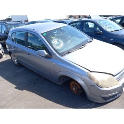 opel astra j sports tourer (p10) del año 2004