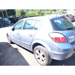 opel astra j sports tourer (p10) del año 2004