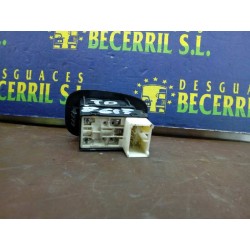 Recambio de mando elevalunas trasero derecho para hyundai accent (lc) crdi gl referencia OEM IAM   