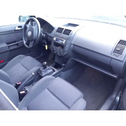 Aufschlüsselung der Teile für Volkswagen polo IV (9N_, 9A_) 1.4 16V Gasolina aus dem Jahr 2002 mit Motor AUA,BBY,BKY