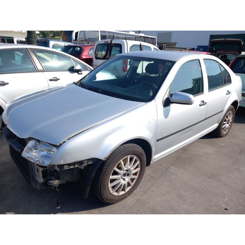 تفكيك Volkswagen bora I (1J2) 1.6 16V Gasolina من عام 2003 بمحرك ATN,AUS,AZD,BCB تفكيك Volkswagen bora I (1J2) 1.6 16V Gasolina من عام 2003 بمحرك ATN,AUS,AZD,BCB