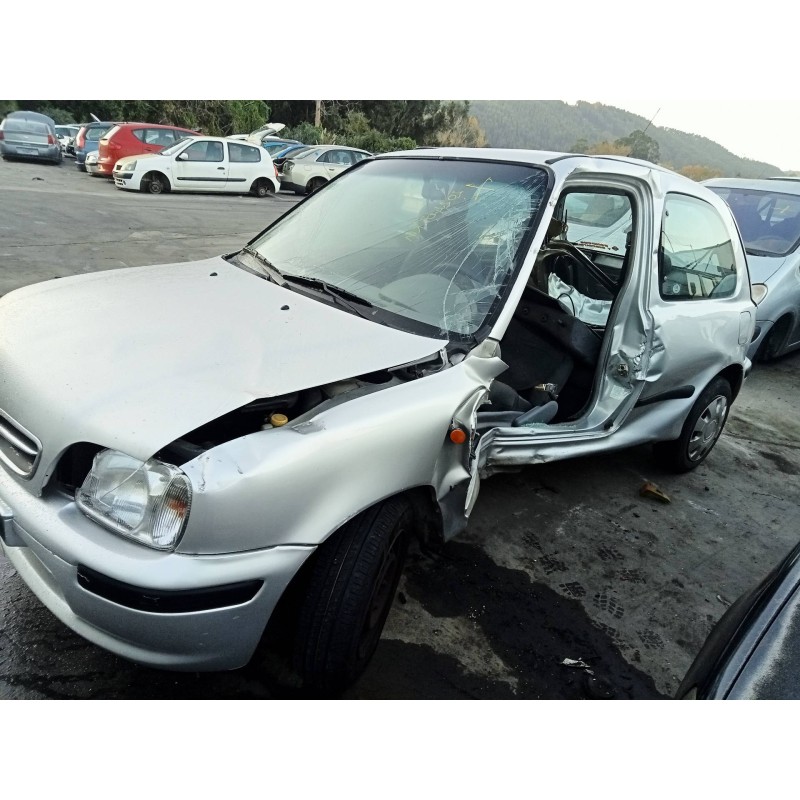 nissan micra (k11) del año 2000