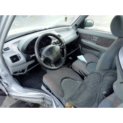 nissan micra (k11) del año 2000