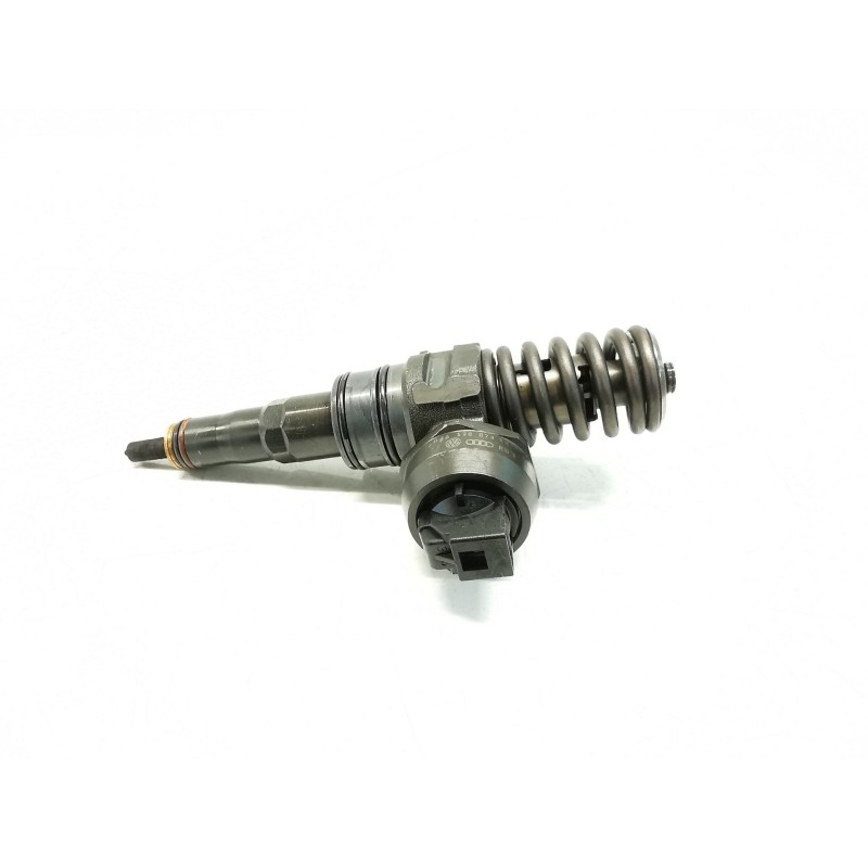 Injector Volkswagen Polo (9N3) | Becerril Scrap Yard Injector Volkswagen Polo (9N3) | Becerril Scrap Yard