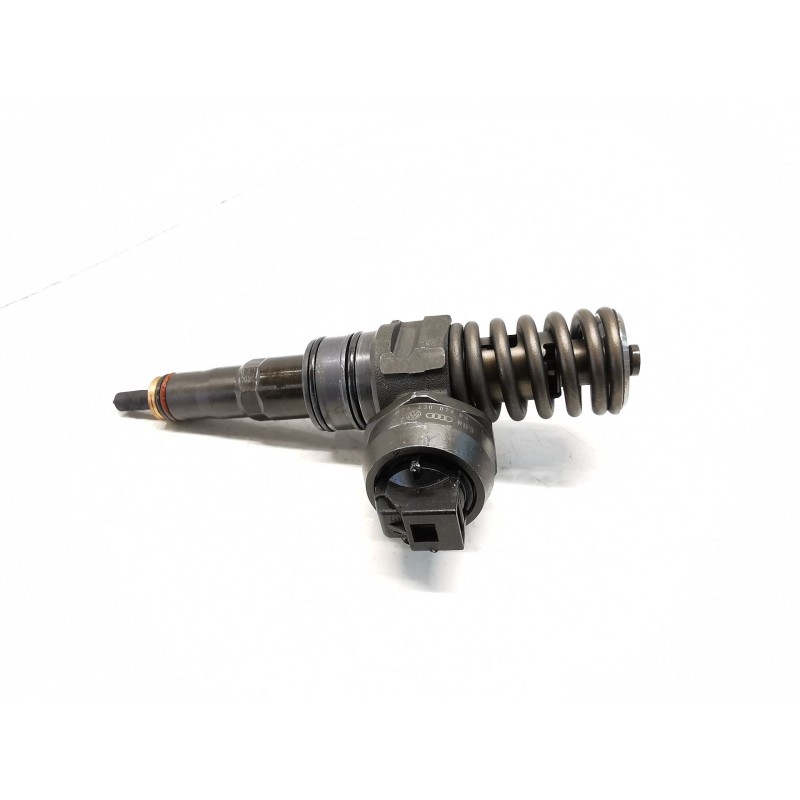 Injector Volkswagen Polo (9N3) | Becerril Scrap Yard Injector Volkswagen Polo (9N3) | Becerril Scrap Yard