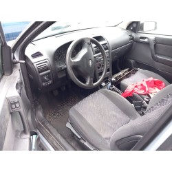 تفكيك Opel astra g hatchback (T98) 1.6 (F08, F48) Gasolina من عام 2002 بمحرك Z 16 SE