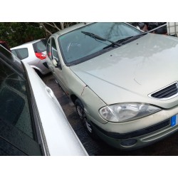 تفكيك Renault megane I classic (LA0/1_) 1.9 D (LA0A, LA0U, LA0R) Diesel من عام 2000 بمحرك F8Q 620,F8Q 622,F8Q 624