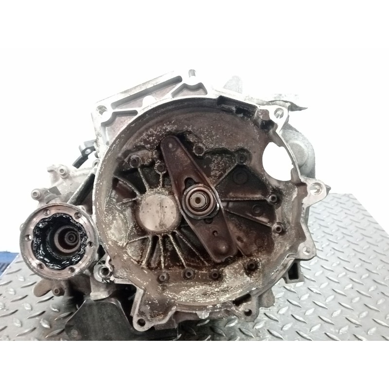 Recambio de caja cambios para volkswagen polo iv (9n_, 9a_) 1.4 tdi referencia OEM IAM HGS  
