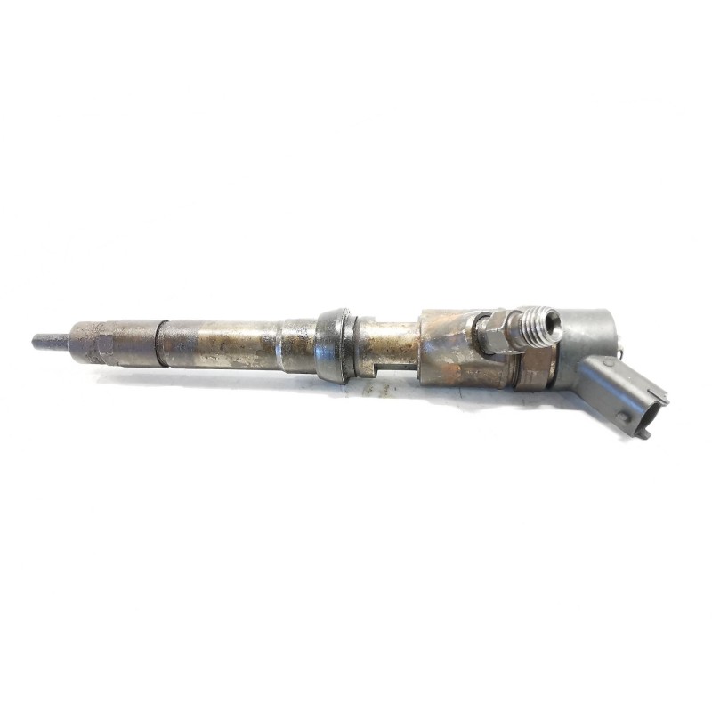 Recambio de inyector para iveco daily caja abierta referencia OEM IAM 0445110273  