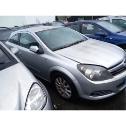 opel astra h gtc (a04) del año 2006