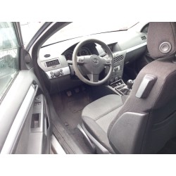 opel astra h gtc (a04) del año 2006