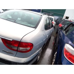 renault megane i classic (la0/1_) del año 2002
