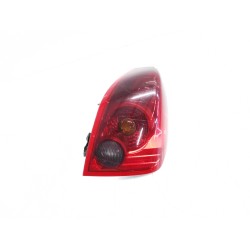 Piloto traseiro direito Nissan Primera hatchback (P12) | Desguace Becerril