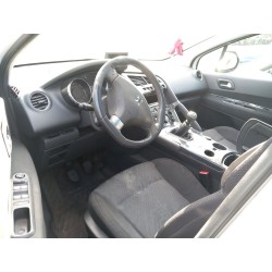 تفكيك Peugeot 3008 I monospace (0U_) 2.0 HDi Diesel من عام 2011 بمحرك RHH (DW10CTED4)