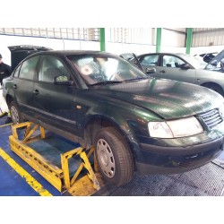 تفكيك Volkswagen passat B5 (3B2) 1.9 TDI Diesel من عام 1998 بمحرك AFN,AVG