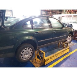 تفكيك Volkswagen passat B5 (3B2) 1.9 TDI Diesel من عام 1998 بمحرك AFN,AVG