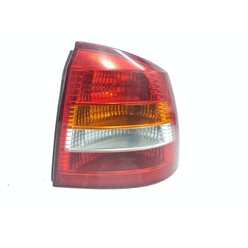 Recambio de piloto trasero derecho para opel astra g berlina club referencia OEM IAM Recambio de piloto trasero derecho para opel astra g berlina club referencia OEM IAM