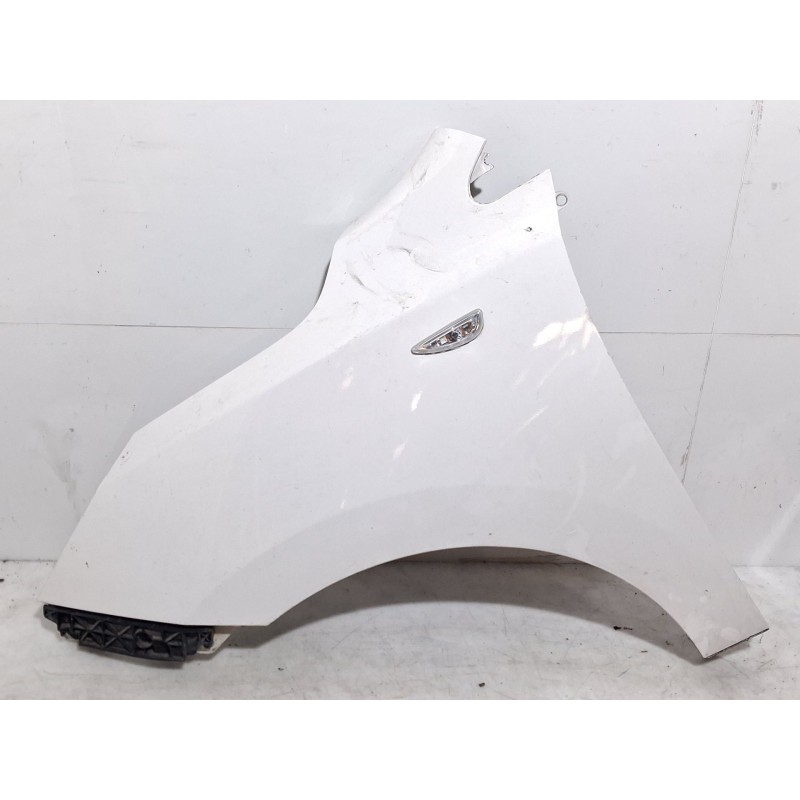 Recambio de aleta delantera izquierda para hyundai ix35 (lm, el, elh) 1.7 crdi referencia OEM IAM   