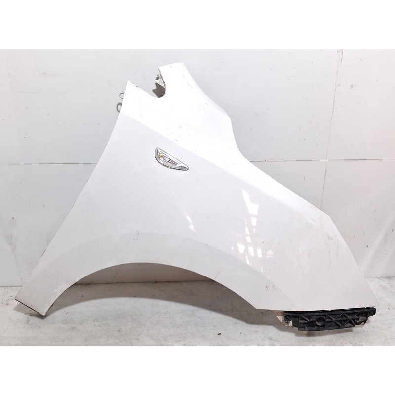Recambio de aleta delantera derecha para hyundai ix35 (lm, el, elh) 1.7 crdi referencia OEM IAM   