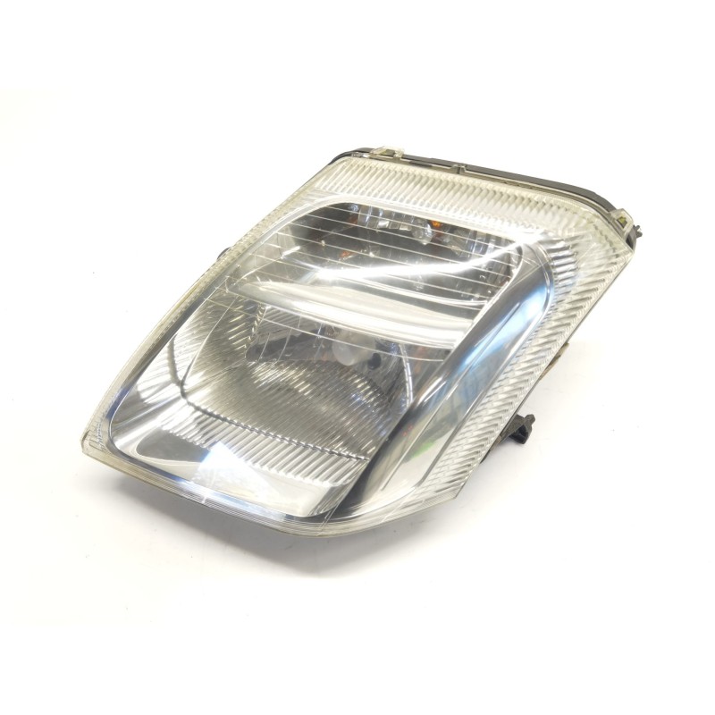 Recambio de faro izquierdo para citroën c2 vtr referencia OEM IAM   