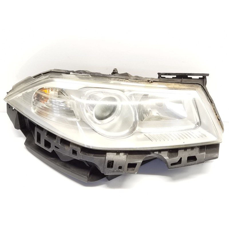 Faro destro Renault Megane II berlina 5P | Desguace Becerril