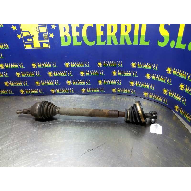 TRANSMISIÓN delantera izquierda | Desguace Becerril TRANSMISIÓN delantera izquierda | Desguace Becerril