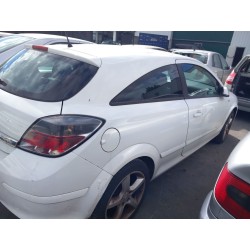 opel astra h gtc (a04) del año 2008