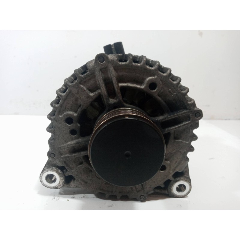 Recambio de alternador para land rover freelander (lr2) td4 e referencia OEM IAM 0121715024 6G9N10300YC 