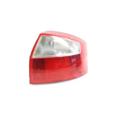 Right rear taillight Audi A4 B6 (8E2) | Becerril Scrap Yard