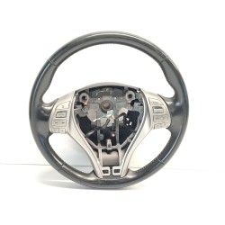 Steering wheel Nissan Qashqai II (J11, J11_) | Becerril Scrap Yard