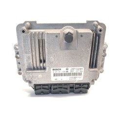 Engine control unit (ECU) Opel Vivaro a furgoneta (X83) | Becerril Scrap Yard