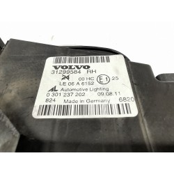 Recambio de faro derecho para volvo s40 ii (544) d2 referencia OEM IAM 31299584  