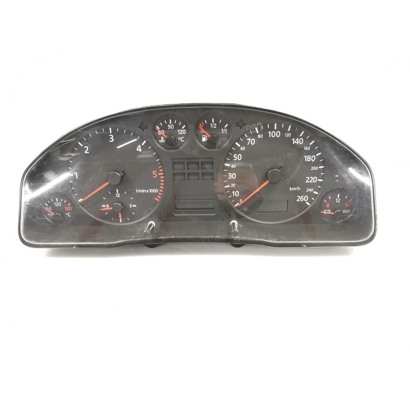 لوحة العدادات Audi A6 C5 (4B2, 4B4) | Desguace Becerril لوحة العدادات Audi A6 C5 (4B2, 4B4) | Desguace Becerril