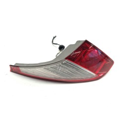 Right central rear light Renault Megane III hatchback (BZ0/1_, B3_) | Becerril Scrap Yard