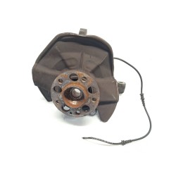 Left front hub assembly Clase b sports tourer (W245) | Becerril Scrap Yard