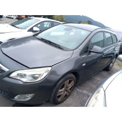 Détail des pièces pour Opel astra j (P10) 1.7 CDTI (68) Diesel de l'année 2011 avec le moteur A 17 DTC,A 17 DTE,A 17 DTJ