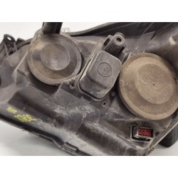 Right headlight Opel Astra h (A04) | Becerril Scrap Yard