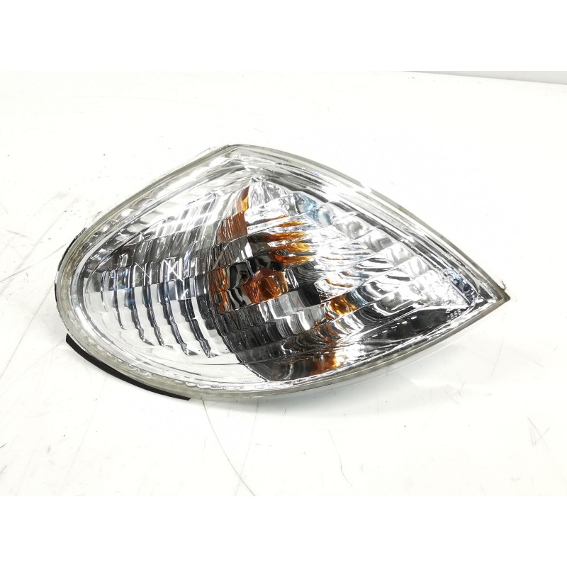 Front right headlight Nissan Almera II hatchback (N16) | Becerril Scrap Yard Front right headlight Nissan Almera II hatchback (N16) | Becerril Scrap Yard