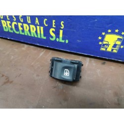 Recambio de mando elevalunas trasero derecho para renault megane iii sport tourer bose edition referencia OEM IAM   